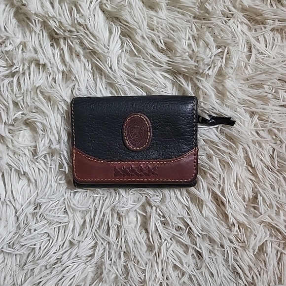 Handbags - *SOLD* Vintage Black & Brown Pebbled Leather Small Wallet